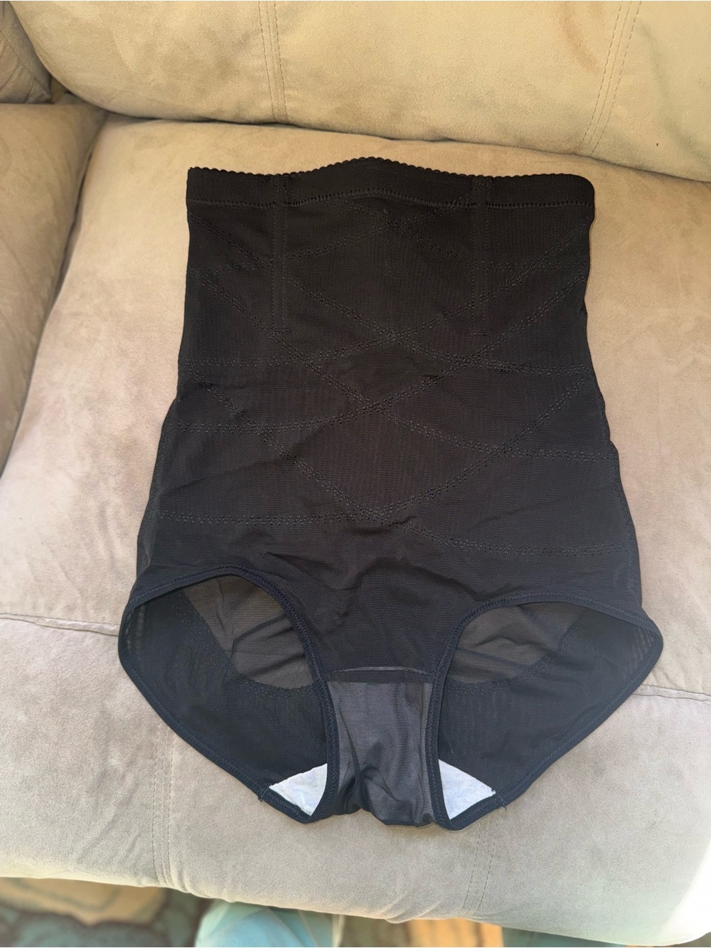 Target Shapewear bundle M-L NWOT - Picture 3 of 4